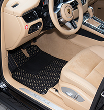 Porsche Macan - Coco #54 Black and Taupe