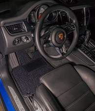 Porsche Macan S - Coco #55 Black and Blue