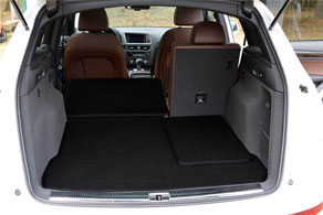 2010 Audi Q5 60-40 Split Mat & Trunk - Sisal #42 Black