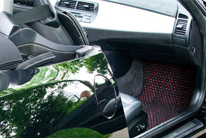 2006 BMW Z4 - Coco #51 Black & Red