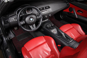 BMW Z4 M Roadster - Coco #51 Black & Red