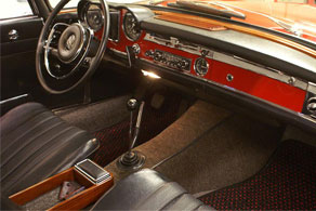 Mercedes Benz 250SL - Coco #51 Black & Red