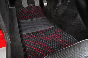 MG B - Coco #51 Black & Red