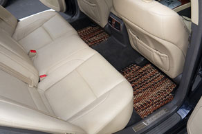 2011 Hyundai Genesis - Coco #91 Jaspe ( Calico )
