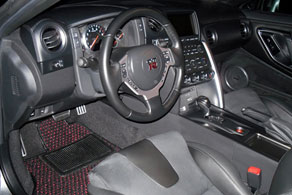 Nissan GTR - Coco #51 Black & Red