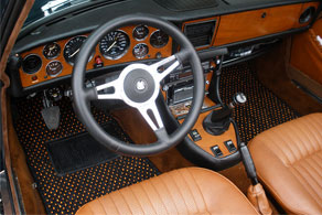 1973 Triumph Stag Convertible - Coco #57 Black & Orange