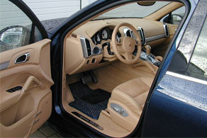 2013 Porsche Cayenne - Coco #04 Blue & Natural