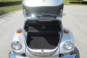 1979 VW Super Beetle Convertible - Coco #53 Black & Grey