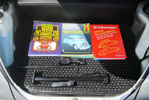 1979 VW Super Beetle Convertible - Coco #53 Black & Grey