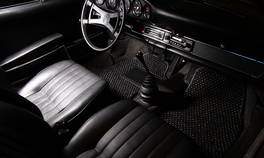 Cocomats.com Coco Mats car mats Color Black and Grey Number 53 in a Porsche 911