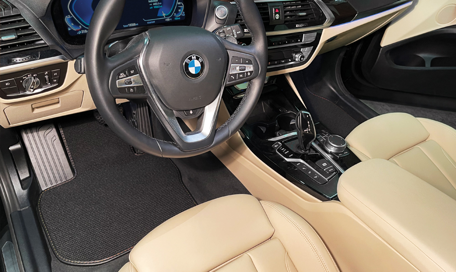 Cocomats.com Furstil Echo Car Mats Number 122 in a BMW X Series